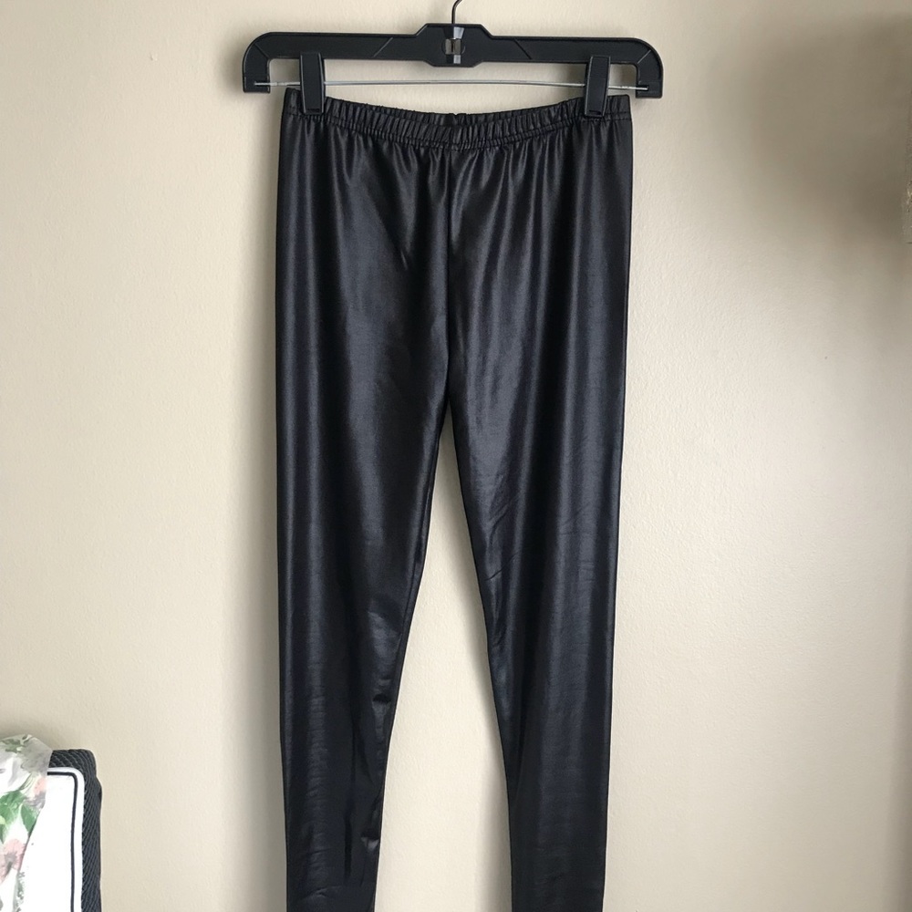 Boohoo Wet Look Pocket Back Leggings